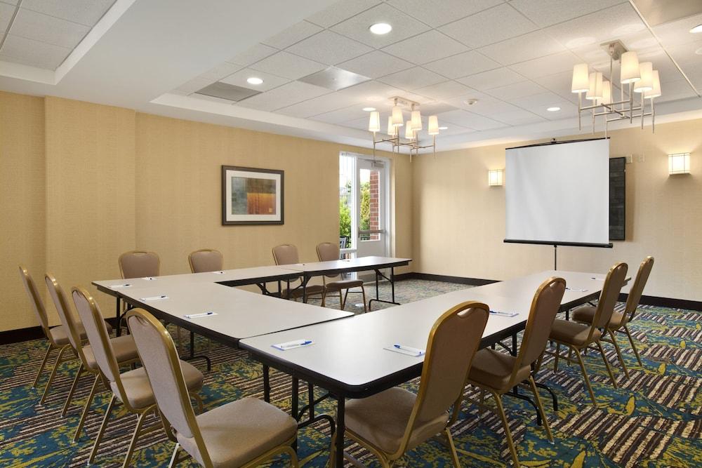 Hilton Garden Inn Silver Spring White Oak Eksteriør billede