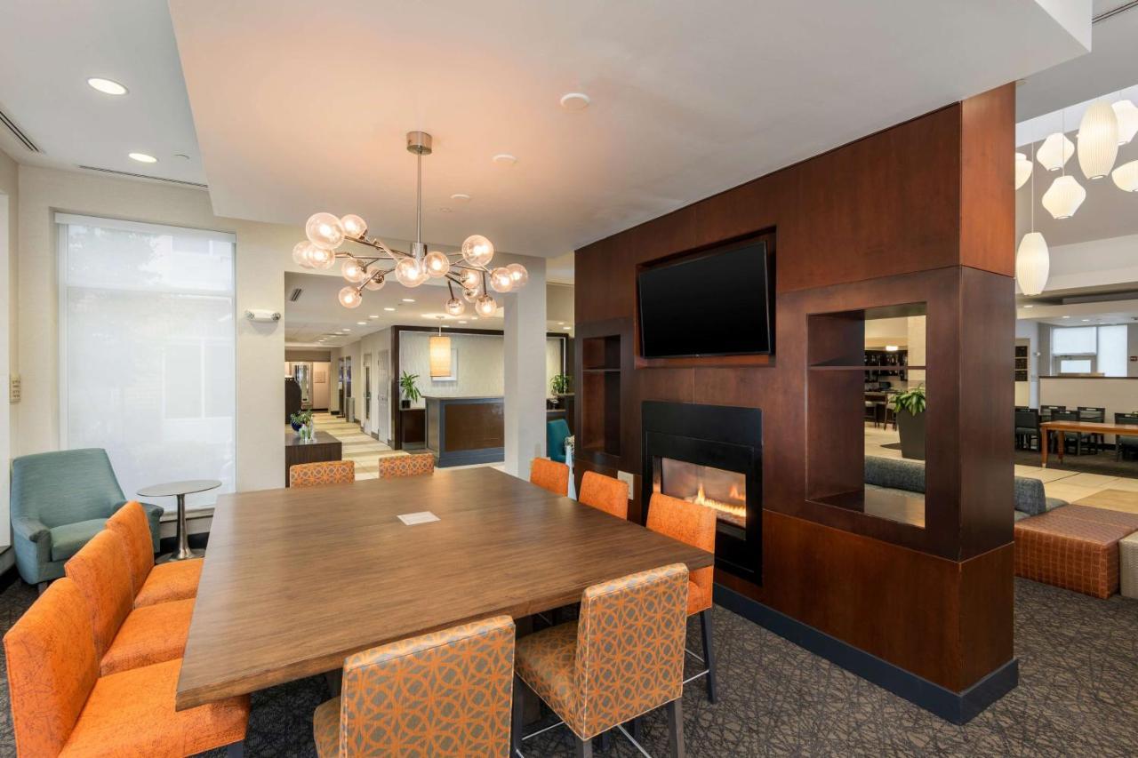 Hilton Garden Inn Silver Spring White Oak Eksteriør billede