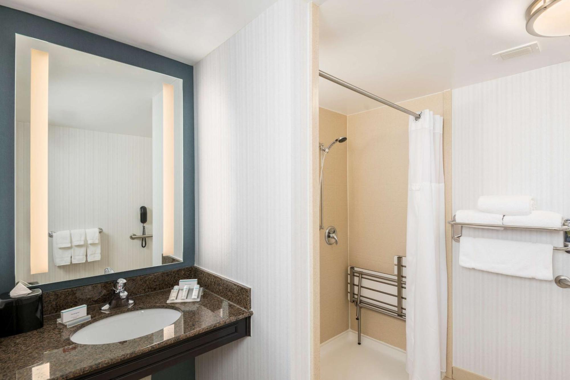 Hilton Garden Inn Silver Spring White Oak Eksteriør billede