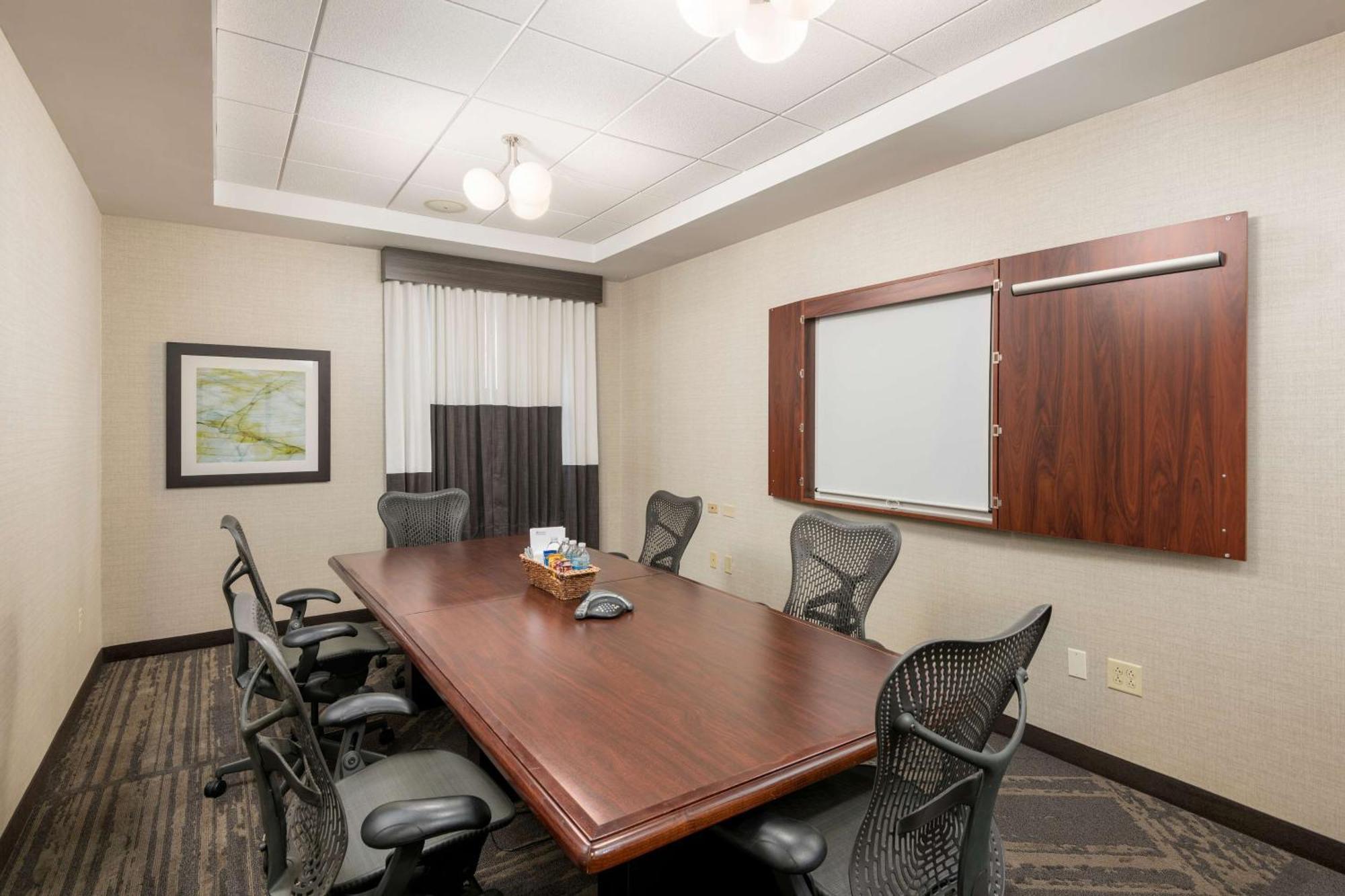 Hilton Garden Inn Silver Spring White Oak Eksteriør billede