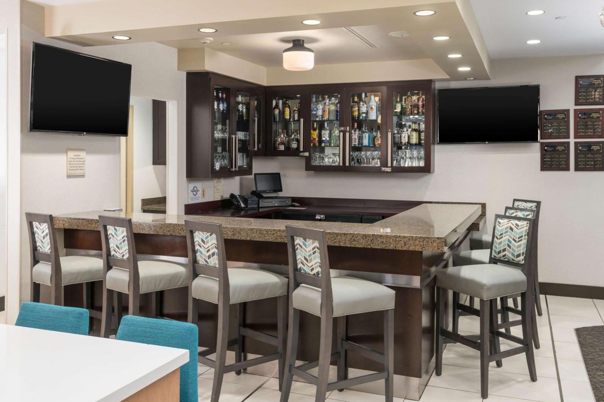 Hilton Garden Inn Silver Spring White Oak Eksteriør billede