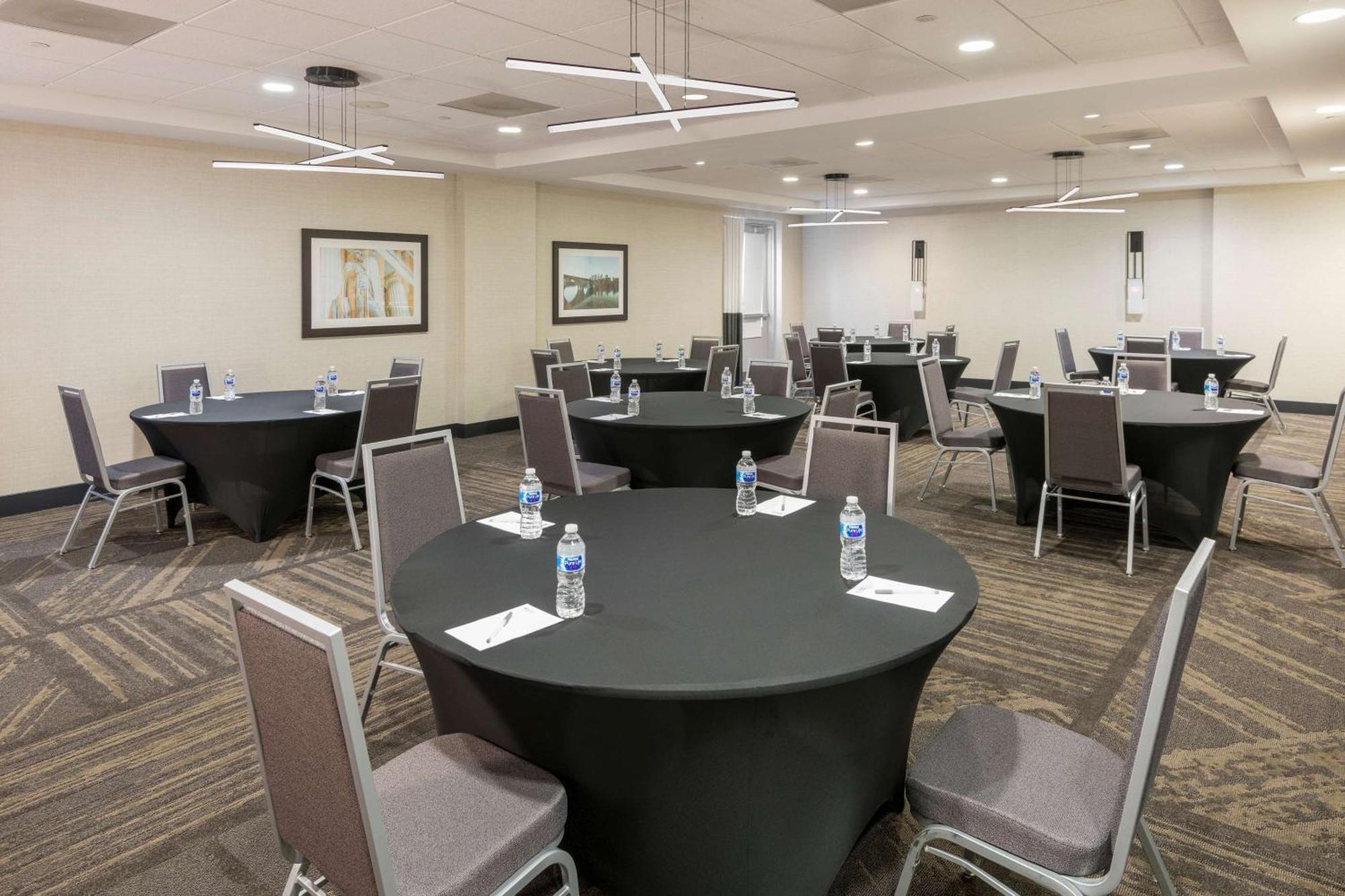 Hilton Garden Inn Silver Spring White Oak Eksteriør billede